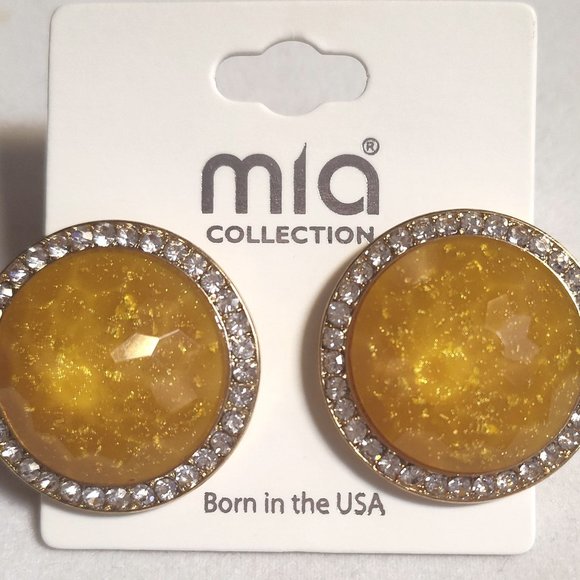 Mia Collection Earrings New On Card - Picture 3 of 5